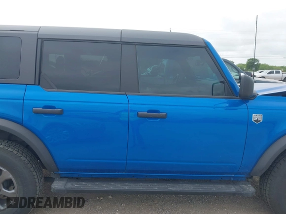 2021 Ford Bronco with VIN 1FMDE5BH7MLA94882, listed as a IAAI auction lot 42354955 with 32,837 mi miles and . Bid and sale history available at DreamBid. Image 14.