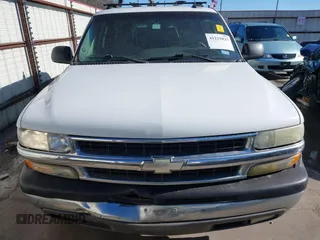 2005 Chevrolet Suburban LT with VIN 1GNEC16Z55J106137, listed as a IAAI auction lot 41235825 with 231,042 mi miles and . Bid and sale history available at DreamBid. Image 12.