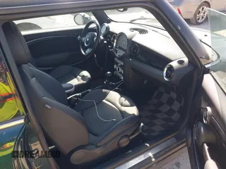 2010 MINI Hardtop S with VIN WMWMF7C59ATZ72404, listed as a IAAI auction lot 42070994 with 120,502 mi miles and . Bid and sale history available at DreamBid. Image 5.