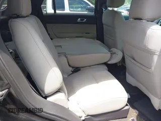 2014 Ford Explorer z VIN 1FM5K8B87EGA38126, wystawiony jako IAAI lot #42527147 z przebiegiem 172 240 mil mil oraz . Historia ofert i sprzedaży dostępna na DreamBid. Obrazek 8.