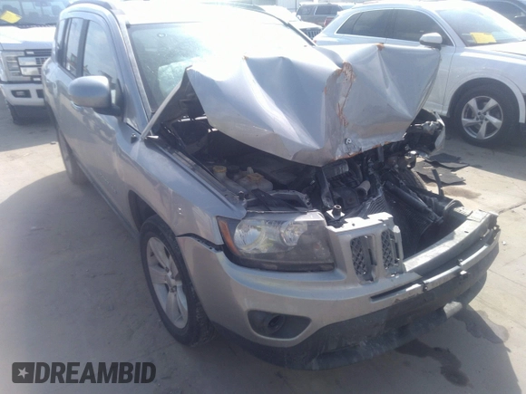 2016 Jeep Compass Latitude with VIN 1C4NJDEBXGD594149, listed as a IAAI auction lot 41523706 with 113,200 mi miles. Bid and sale history available at carsss.com. Image 6.