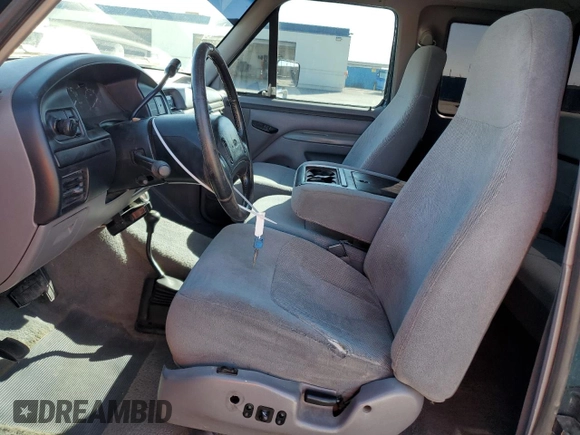 1996 Ford F-250 with VIN 1FTHX26F0TEA38244, listed as a Copart auction lot 88082215 with 255,453 mi miles and Salvage Title. Bid and sale history available at carsss.com. Image 7.