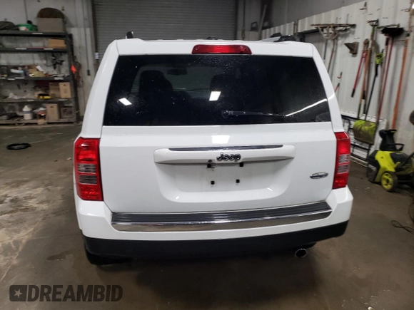 2016 Jeep Patriot High Altitude with VIN 1C4NJPFA5GD526767, listed as a Copart auction lot 81524804 with 25,553 mi miles and Salvage Title. Bid and sale history available at carsss.com. Image 6.