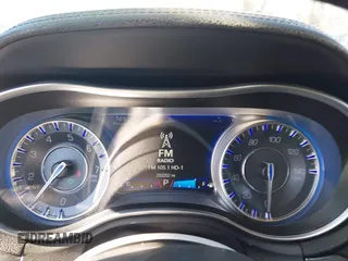 2017 Chrysler 300 Limited with VIN 2C3CCAAG1HH512125, listed as a IAAI auction lot 41677409 with 203,352 mi miles. Bid and sale history available at carsss.com. Image 7.