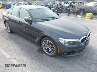 2019 BMW 5 Series 530i xDrive with VIN WBAJA7C5XKWW31983, listed as a IAAI auction lot 41893477 with 127,535 mi miles and . Bid and sale history available at carsss.com. Image 1.
