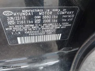 2016 Hyundai Elantra Value Edition with VIN KMHDH4AE1GU588520, listed as a IAAI auction lot 40841547 with 92,600 mi miles. Bid and sale history available at carsss.com. Image 9.