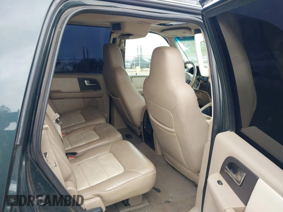 2003 Ford Expedition Eddie Bauer z VIN 1FMFU18L03LB24609, wystawiony jako IAAI lot #41721625 z przebiegiem 168 881 mil mil oraz . Historia ofert i sprzedaży dostępna na DreamBid. Obrazek 8.