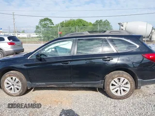 2018 Subaru Outback Premium с VIN 4S4BSACC5J3226836, выставлен на аукционе IAAI как лот 42180016 с пробегом 97 176 миль миль и . История ставок и продаж доступна на DreamBid. Изображение 14.