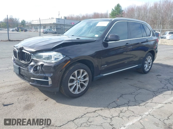 2014 BMW X5 xDrive35i with VIN 5UXKR0C57E0H20944, listed as a IAAI auction lot 42011451 with 208,205 mi miles. Bid and sale history available at carsss.com. Image 18.