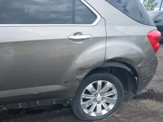 2011 Chevrolet Equinox LTZ z VIN 2CNALFEC4B6470877, wystawiony jako IAAI lot #42328361 z przebiegiem 102 595 mil mil oraz . Historia ofert i sprzedaży dostępna na DreamBid. Obrazek 6.