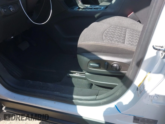 2022 Chevrolet Equinox LT with VIN 3GNAXKEV1NL303872, listed as a IAAI auction lot 41939671 with 39,729 mi miles and . Bid and sale history available at DreamBid. Image 6.