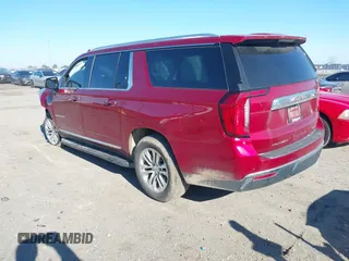 2021 GMC Yukon XL SLT with VIN 1GKS2GKD6MR144038, listed as a IAAI auction lot 41104213 with 98,318 mi miles. Bid and sale history available at carsss.com. Image 3.
