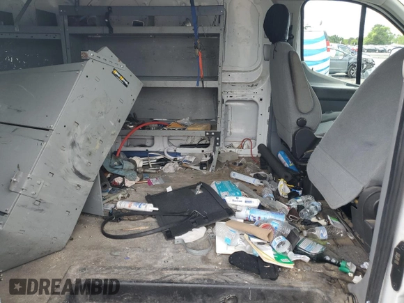 2015 Ford Transit Cargo с VIN 1FTNR1YM9FKA13366, выставлен на аукционе Copart как лот 57946755 с пробегом 129 500 миль миль и Списание • Salvage title. История ставок и продаж доступна на DreamBid. Изображение 11.