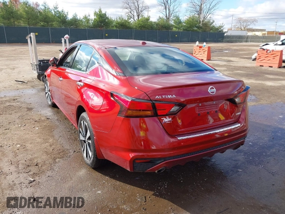 2020 Nissan Altima 2.5 SL with VIN 1N4BL4EW6LC142933, listed as a IAAI auction lot 40785653 with 26,097 mi miles. Bid and sale history available at carsss.com. Image 3.