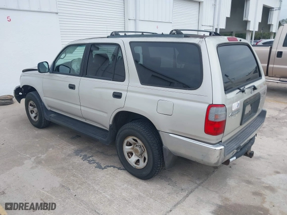 2000 Toyota 4Runner with VIN JT3GM84R0Y0062962, listed as a IAAI auction lot 41270947 with 290,280 mi miles. Bid and sale history available at carsss.com. Image 3.