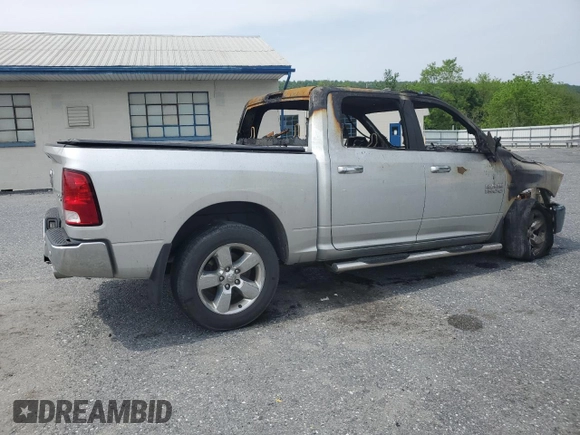 2017 Ram 1500 Big Horn z VIN 3C6RR7LT7HG774921, wystawiony jako Copart lot #57281765 z przebiegiem Nie podano mil oraz Szkoda całkowita • Salvage title. Historia ofert i sprzedaży dostępna na DreamBid. Obrazek 3.