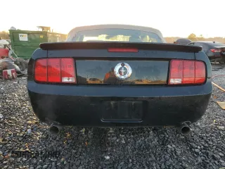 2008 Ford Mustang Deluxe with VIN 1ZVHT84N985180475, listed as a Copart auction lot 87002774 with 124,015 mi miles and Salvage Title. Bid and sale history available at carsss.com. Image 6.