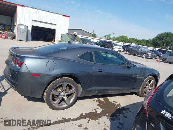 2011 Chevrolet Camaro 1LT с VIN 2G1FB1ED7B9136844, выставлен на аукционе IAAI как лот 42223709 с пробегом 180 139 миль миль и . История ставок и продаж доступна на DreamBid. Изображение 13.