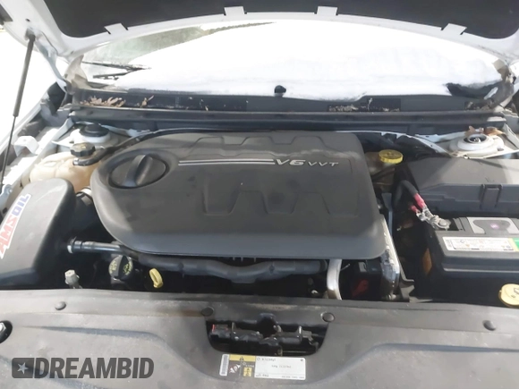 2015 Chrysler 200 S with VIN 1C3CCCBG1FN572789, listed as a IAAI auction lot 41542280 with 101,693 mi miles. Bid and sale history available at carsss.com. Image 10.