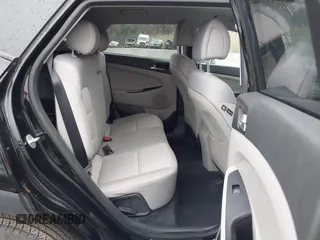 2018 Hyundai Tucson SE with VIN KM8J23A48JU794382, listed as a IAAI auction lot 41947971 with 69,615 mi miles. Bid and sale history available at carsss.com. Image 8.
