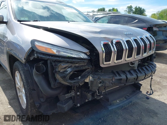 2018 Jeep Cherokee Latitude с VIN 1C4PJMCX0JD550224, выставлен на аукционе IAAI как лот 42181466 с пробегом 107 944 миль миль и . История ставок и продаж доступна на DreamBid. Изображение 6.
