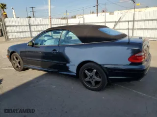 2003 Mercedes-Benz CLK-Class 4.3L with VIN WDBLK70G93T138327, listed as a Copart auction lot 81527674 with 118,590 mi miles and Salvage Title. Bid and sale history available at carsss.com. Image 2.