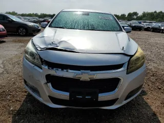 2016 Chevrolet Malibu LT with VIN 1G11C5SAXGF135310, listed as a Copart auction lot 55803655 with 168,755 mi miles and Clean Title. Bid and sale history available at DreamBid. Image 5.