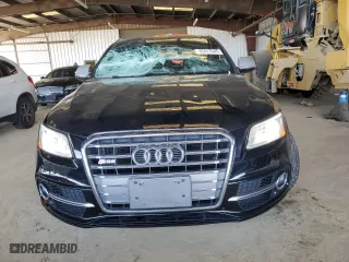 2016 Audi SQ5 Premium Plus with VIN WA1CCAFP0GA106946, listed as a Copart auction lot 45017045 with 61,919 mi miles and Salvage Title. Bid and sale history available at carsss.com. Image 5.