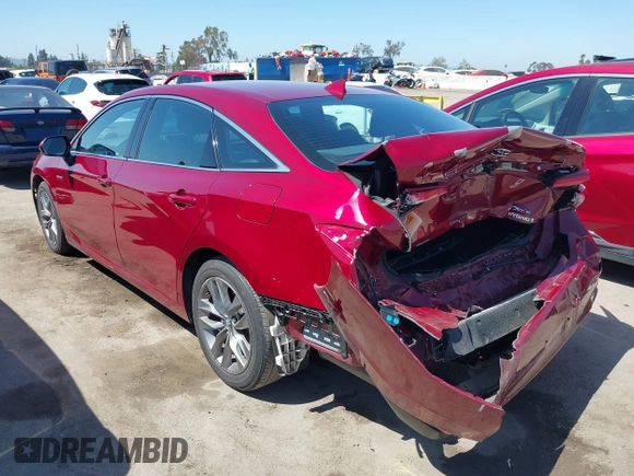 2020 Toyota Avalon Hybrid XLE z VIN 4T1J21FB6LU012708, wystawiony jako IAAI lot #42213957 z przebiegiem 60 295 mil mil oraz . Historia ofert i sprzedaży dostępna na DreamBid. Obrazek 3.