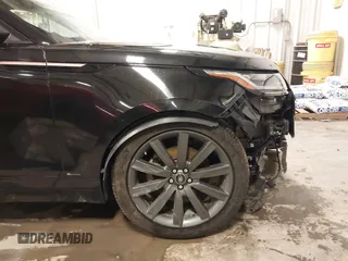 2018 Land Rover Range Rover Velar R-Dynamic HSE with VIN SALYM2RV7JA748072, listed as a IAAI auction lot 41207544 with 65,385 mi miles and . Bid and sale history available at DreamBid. Image 18.