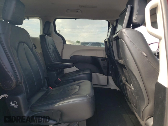 2017 Chrysler Pacifica Touring L Plus с VIN 2C4RC1EGXHR677889, выставлен на аукционе Copart как лот 60349645 с пробегом 95 316 миль миль и Чистый • Clean title. История ставок и продаж доступна на DreamBid. Изображение 11.