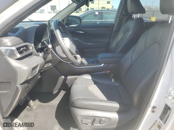 2021 Toyota Highlander XSE with VIN 5TDLZRBH2MS063808, listed as a Copart auction lot 47874045 with 57,127 mi miles and Salvage Title. Bid and sale history available at carsss.com. Image 7.