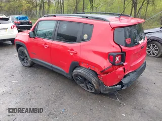 2017 Jeep Renegade Latitude z VIN ZACCJBBB9HPF61937, wystawiony jako IAAI lot #42168485 z przebiegiem 103 459 mil mil oraz . Historia ofert i sprzedaży dostępna na DreamBid. Obrazek 3.