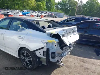 2020 Nissan Sentra SR z VIN 3N1AB8DV6LY290485, wystawiony jako IAAI lot #42082911 z przebiegiem 74 125 mil mil oraz . Historia ofert i sprzedaży dostępna na DreamBid. Obrazek 6.