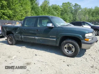 2001 Chevrolet Silverado 1500HD LS z VIN 1GCGC13U31F192944, wystawiony jako Copart lot #55082495 z przebiegiem 248 988 mil mil oraz Szkoda całkowita • Salvage title. Historia ofert i sprzedaży dostępna na DreamBid. Obrazek 4.