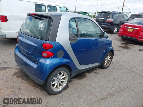 2008 Smart fortwo Pure with VIN WMEEJ31X88K167241, listed as a IAAI auction lot 42214530 with 75,289 mi miles and . Bid and sale history available at DreamBid. Image 4.