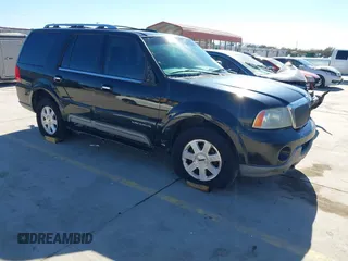 2003 Lincoln Navigator Luxury with VIN 5LMFU28R73LJ05241, listed as a IAAI auction lot 41389382 with 189,318 mi miles. Bid and sale history available at carsss.com. Image 1.