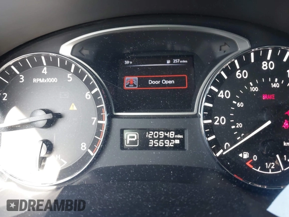 2015 Nissan Altima 2.5 S with VIN 1N4AL3AP6FC471897, listed as a IAAI auction lot 41882021 with 120,948 mi miles. Bid and sale history available at carsss.com. Image 15.