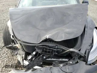 2023 Tesla Model 3 z VIN 5YJ3E1EA3PF698993, wystawiony jako Copart lot #55033655 z przebiegiem Nie podano mil oraz Szkoda całkowita • Salvage title. Historia ofert i sprzedaży dostępna na DreamBid. Obrazek 11.