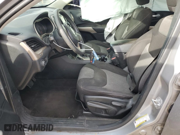 2018 Jeep Cherokee Latitude with VIN 1C4PJLCB7JD539767, listed as a Copart auction lot 87133824 with 161,979 mi miles and Salvage Title. Bid and sale history available at carsss.com. Image 7.