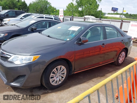 2012 Toyota Camry L z VIN 4T1BF1FK7CU170144, wystawiony jako IAAI lot #42184180 z przebiegiem 73 931 mil mil oraz . Historia ofert i sprzedaży dostępna na DreamBid. Obrazek 14.