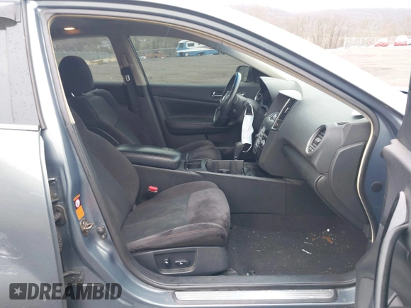 2009 Nissan Maxima SV with VIN 1N4AA51E89C853918, listed as a IAAI auction lot 41956138 with 116,410 mi miles and . Bid and sale history available at DreamBid. Image 5.