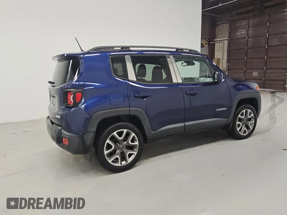 2017 Jeep Renegade Latitude with VIN ZACCJBBB3HPF43904, listed as a Copart auction lot 45128565 with 30,325 mi miles and Clean Title. Bid and sale history available at carsss.com. Image 3.