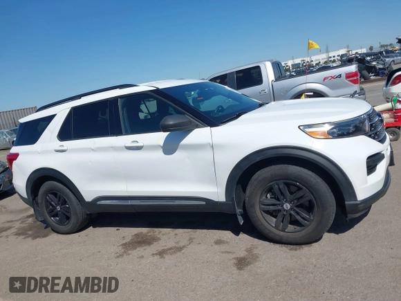 2020 Ford Explorer XLT with VIN 1FMSK7DH0LGA56278, listed as a IAAI auction lot 41836333 with 49,498 mi miles and . Bid and sale history available at carsss.com. Image 13.