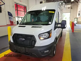 2023 Ford Transit Cargo с VIN 1FTBR1X81PKC02764, выставлен на аукционе IAAI как лот 42785439 с пробегом 475 миль миль и . История ставок и продаж доступна на DreamBid. Изображение 7.