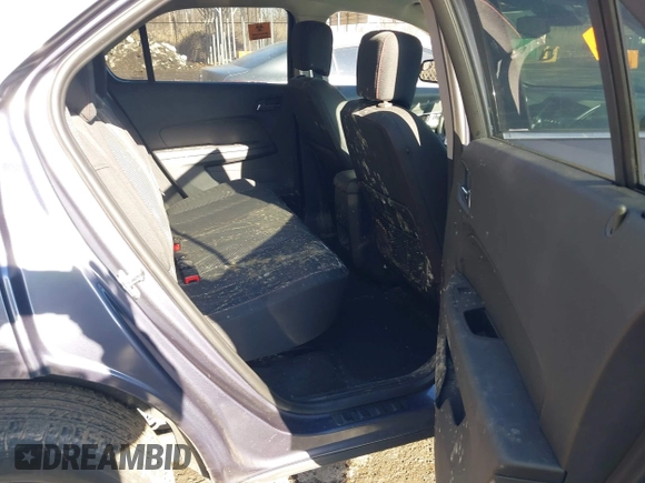 2013 Chevrolet Equinox LT with VIN 2GNFLDE33D6423364, listed as a IAAI auction lot 41421474 with 40,517 mi miles and . Bid and sale history available at DreamBid. Image 8.
