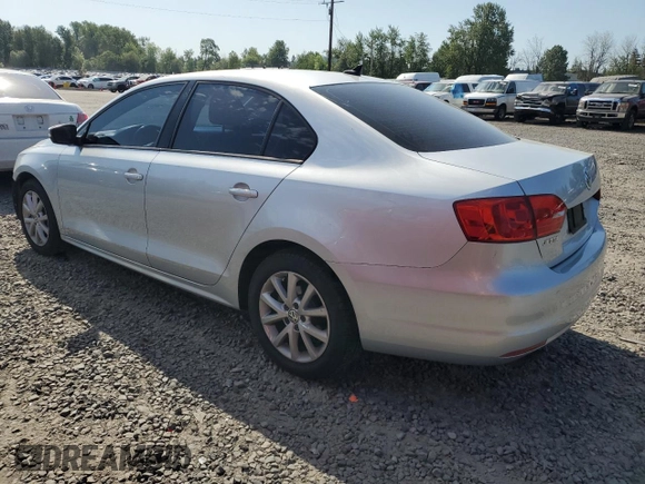 2012 Volkswagen Jetta SE z VIN 3VWDP7AJ1CM465253, wystawiony jako Copart lot #54897005 z przebiegiem 125 309 mil mil oraz Szkoda całkowita • Salvage title. Historia ofert i sprzedaży dostępna na DreamBid. Obrazek 2.