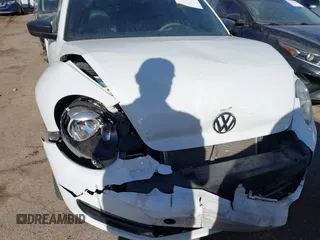 2015 Volkswagen Beetle Fleet Edition with VIN 3VWF17AT1FM623509, listed as a IAAI auction lot 41644985 with 98,648 mi miles and . Bid and sale history available at DreamBid. Image 6.