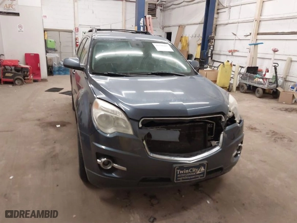 2013 Chevrolet Equinox LT with VIN 2GNFLNE30D6364022, listed as a IAAI auction lot 41390487 with 175,548 mi miles. Bid and sale history available at carsss.com. Image 1.