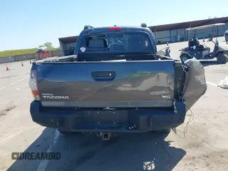 2011 Toyota Tacoma with VIN 5TFLU4EN6BX008627, listed as a IAAI auction lot 42033587 with 179,083 mi miles. Bid and sale history available at carsss.com. Image 16.